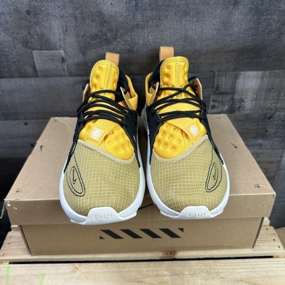 huarache type yellow